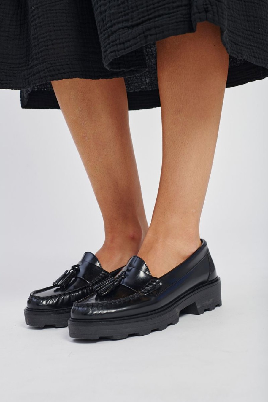 Women Beatriz Furest Flat Shoes | Harvard Black